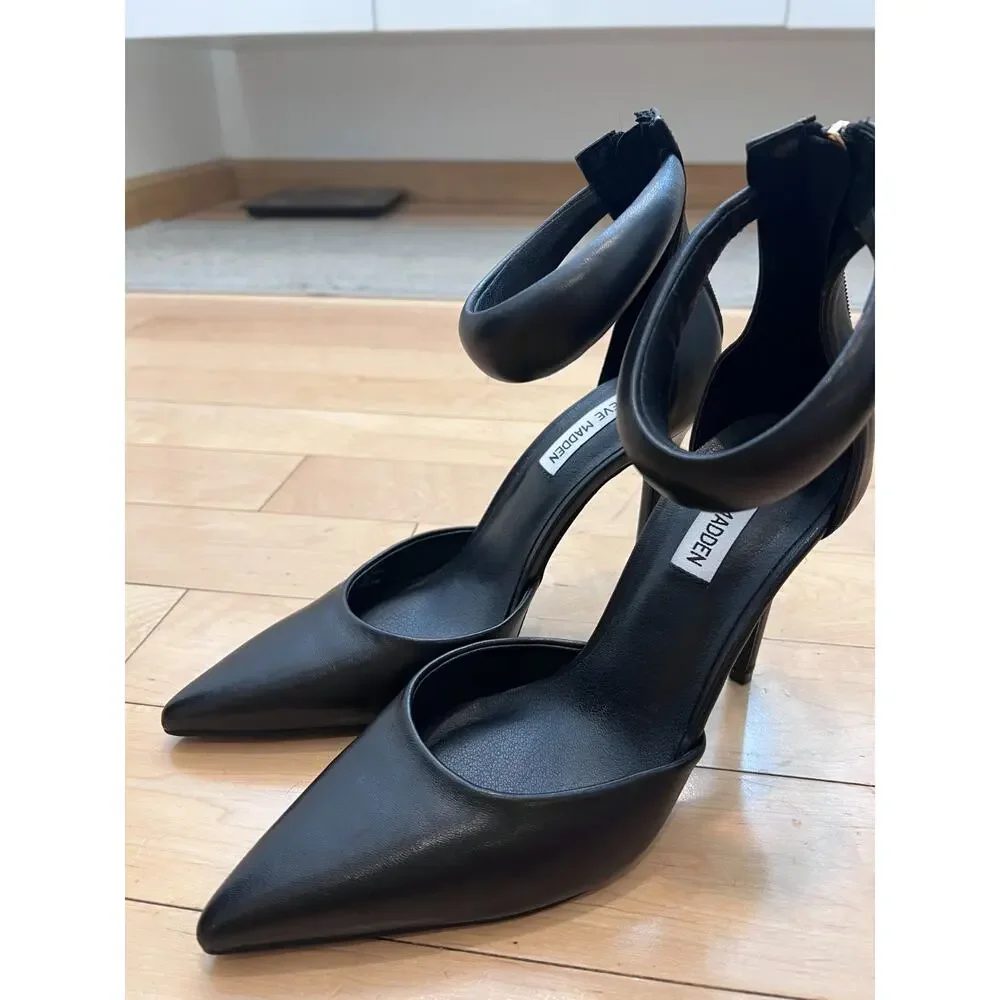 Steve Madden Vionnet Black Leather Pointed Toe Ankle Strap Stiletto Pumps 9.5
